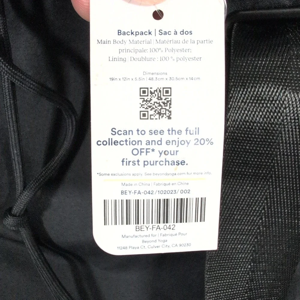 Beyond Yoga Black Convertible Gym Bag Backpack